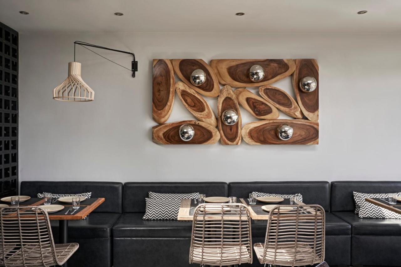 Loizos Stylish Residences ฟิรา ภายนอก รูปภาพ