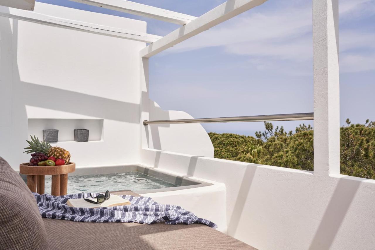 Loizos Stylish Residences ฟิรา ภายนอก รูปภาพ