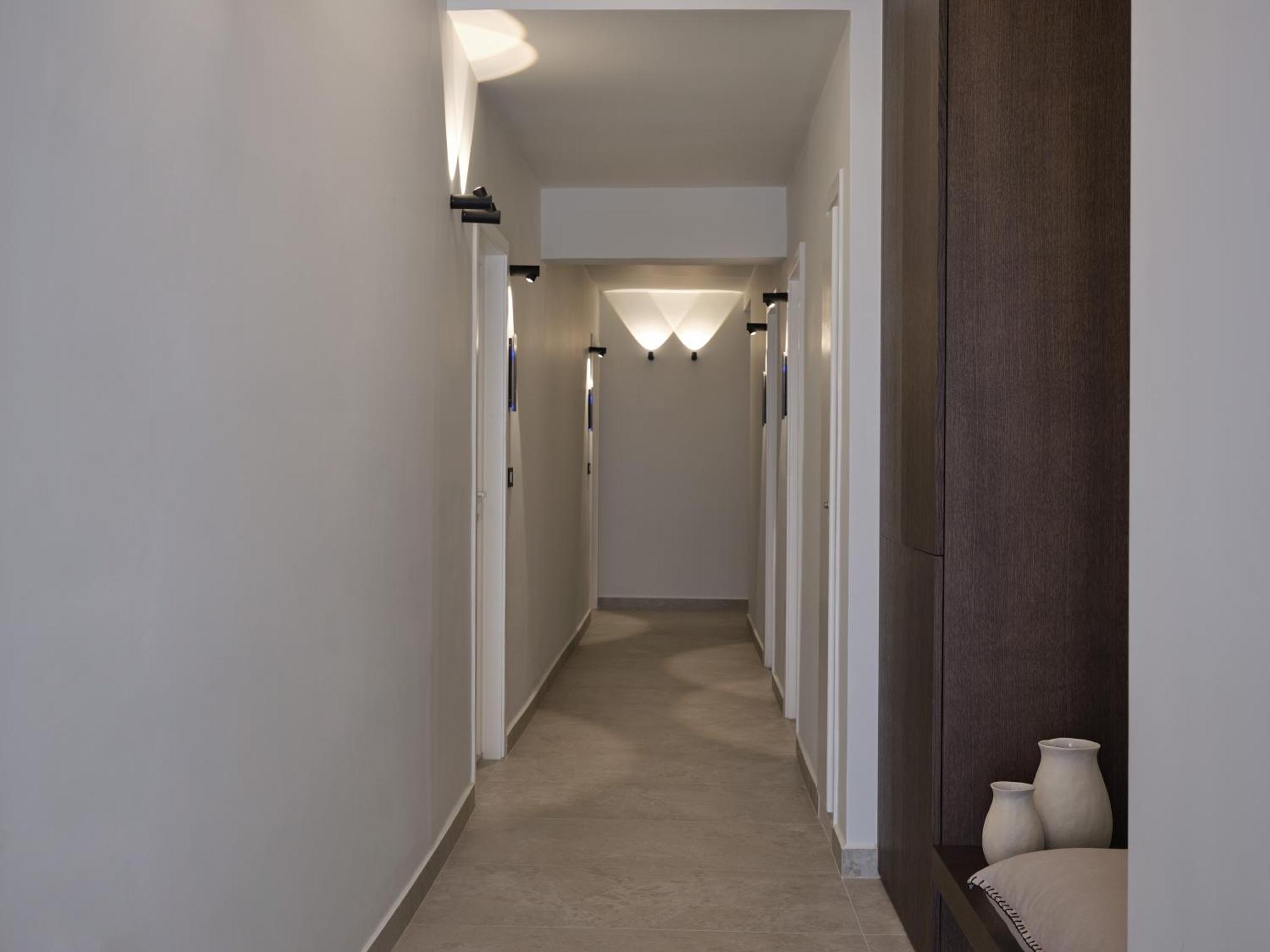Loizos Stylish Residences ฟิรา ภายนอก รูปภาพ