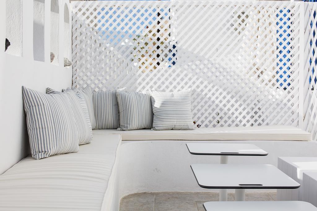 Loizos Stylish Residences ฟิรา ภายนอก รูปภาพ