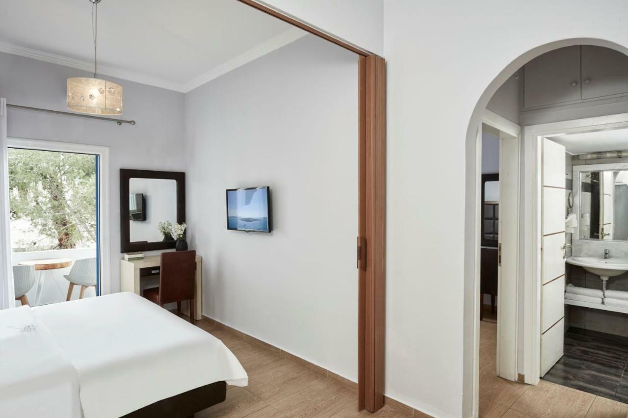 Loizos Stylish Residences ฟิรา ภายนอก รูปภาพ